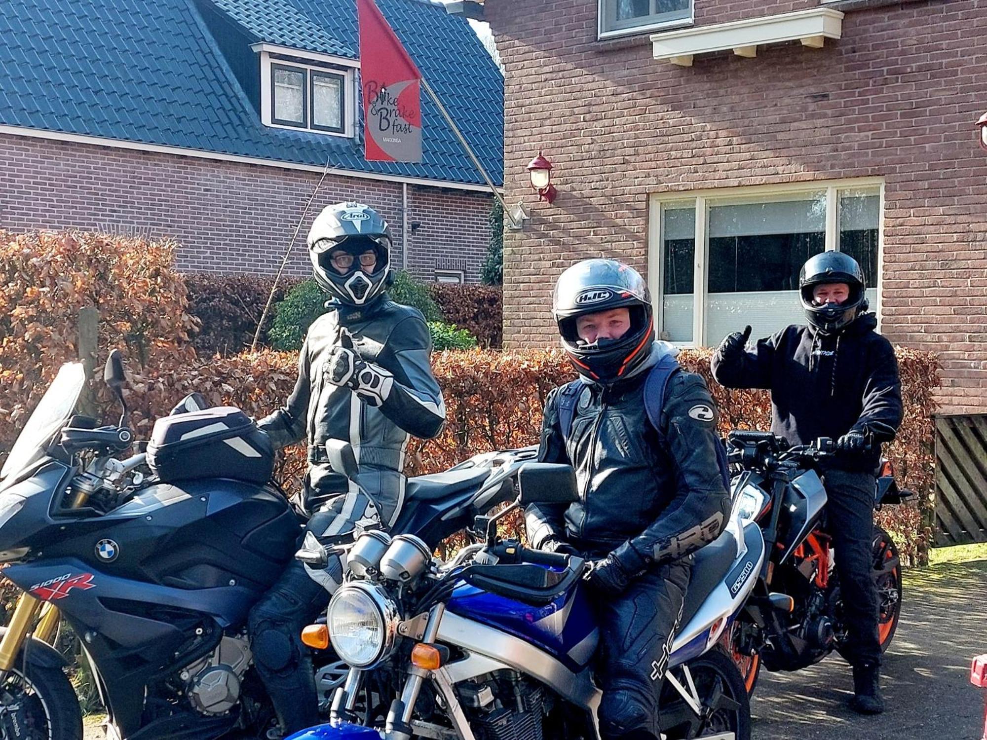 Bed and Breakfast Bike & Brake Fast Makkinga Exterior foto